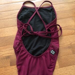 Jolyn Jackson 2 tie back size 26